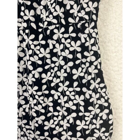 Who What Wear Romper Shorts Ruffle Black White Clover Floral Size Medium - Picture 8 of 8